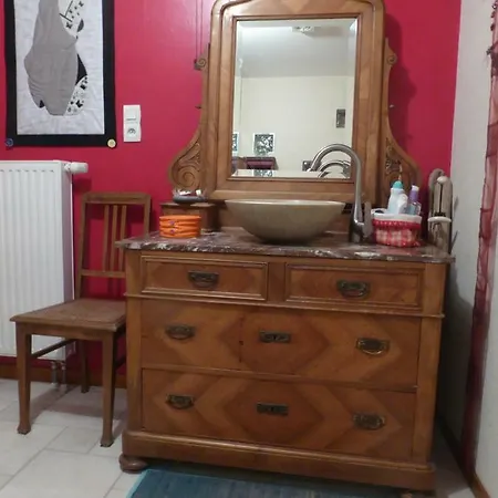 La De Manon Проживание в семье *